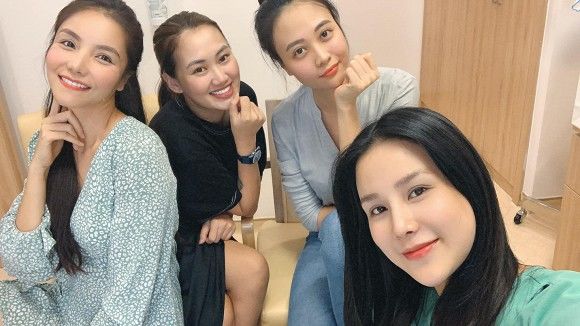 Sau sinh vài ngày, Diệp Lâm Anh khoe ảnh hiếm hoi của quý tử