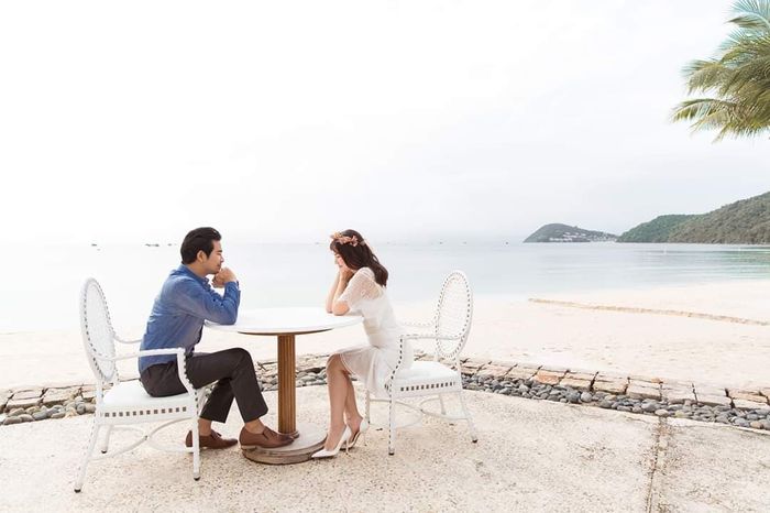 Chi Pu đáp trả tin unfollow Gil Lê, Đông Nhi chia sẻ sau 4 ngày làm vợ