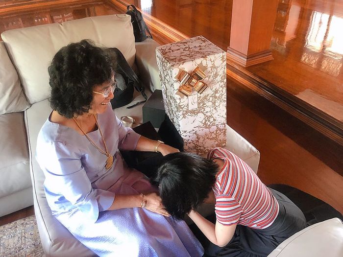 Gái nghèo miền Tây lấy chồng tỷ phú, mẹ chồng cưng chiều hết mực