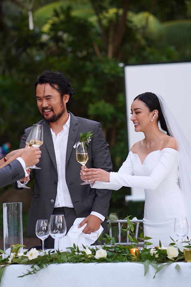 Gái nghèo miền Tây lấy chồng tỷ phú, mẹ chồng cưng chiều hết mực