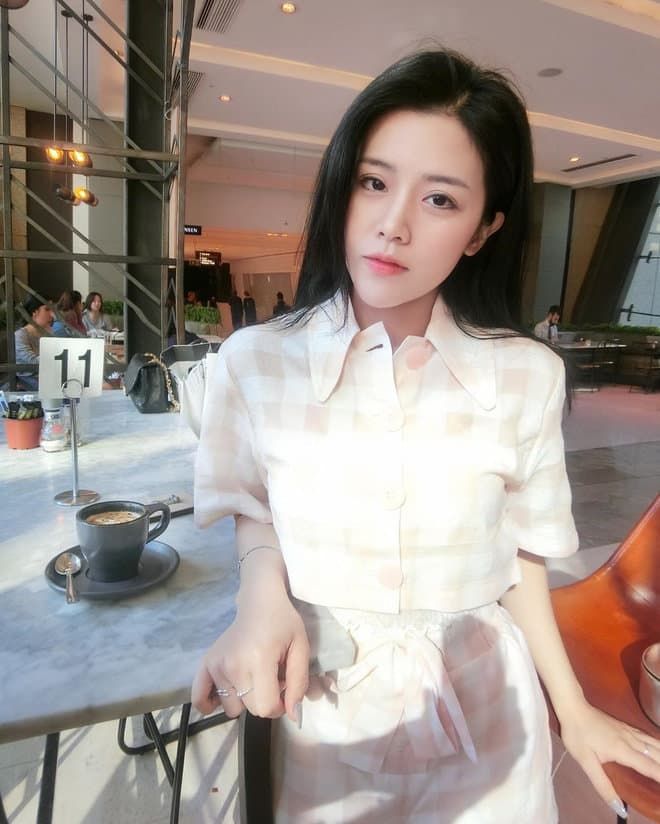 Đột ngột đổi phong cách sexy, em gái Ông Cao Thắng khiến CDM phát sốt
