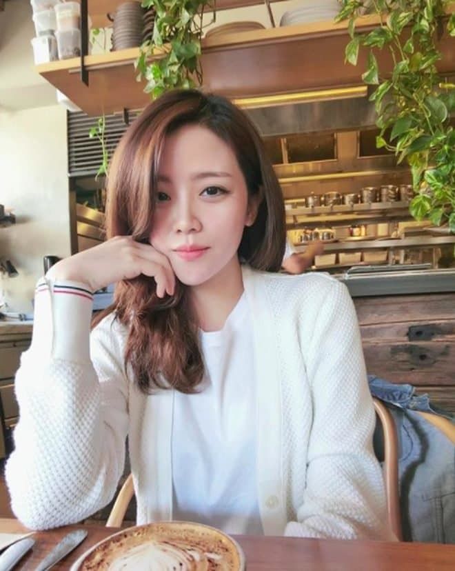 Đột ngột đổi phong cách sexy, em gái Ông Cao Thắng khiến CDM phát sốt