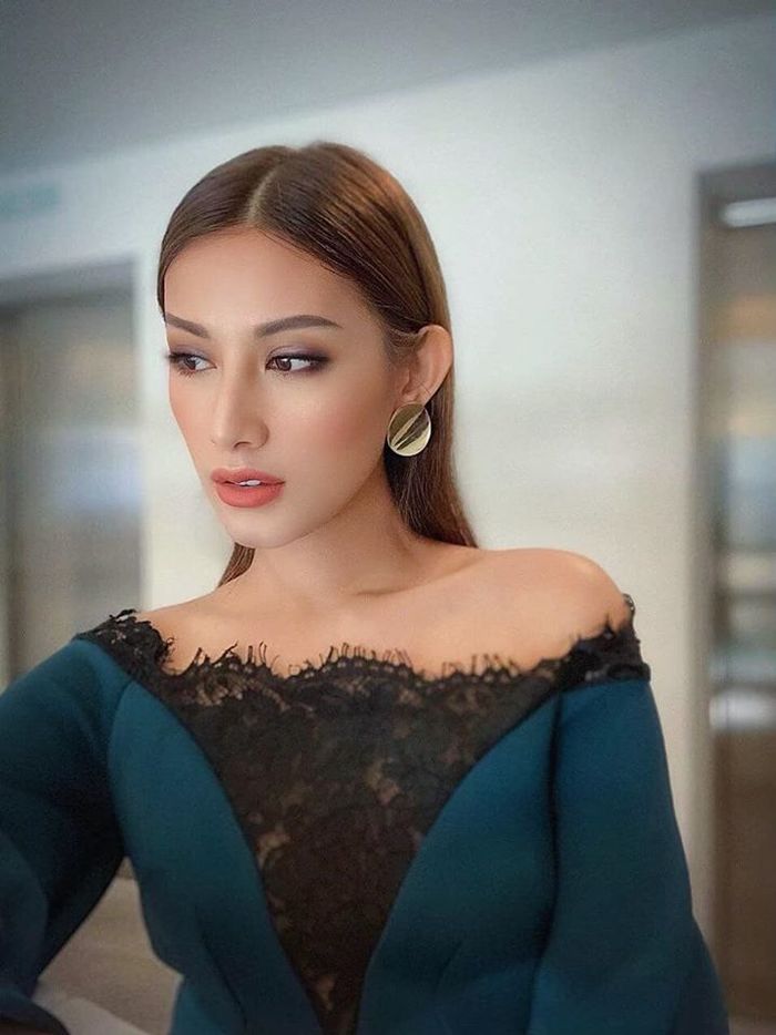Emmy Nguyễn - cô nàng nóng bỏng chuẩn đét VJ nhà người ta
