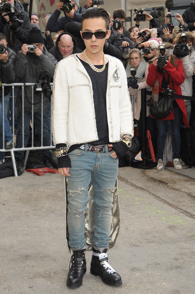 G-Dragon mặc váy sau xuất ngũ, CDM: Huyền thoại thời trang đã trở lại
