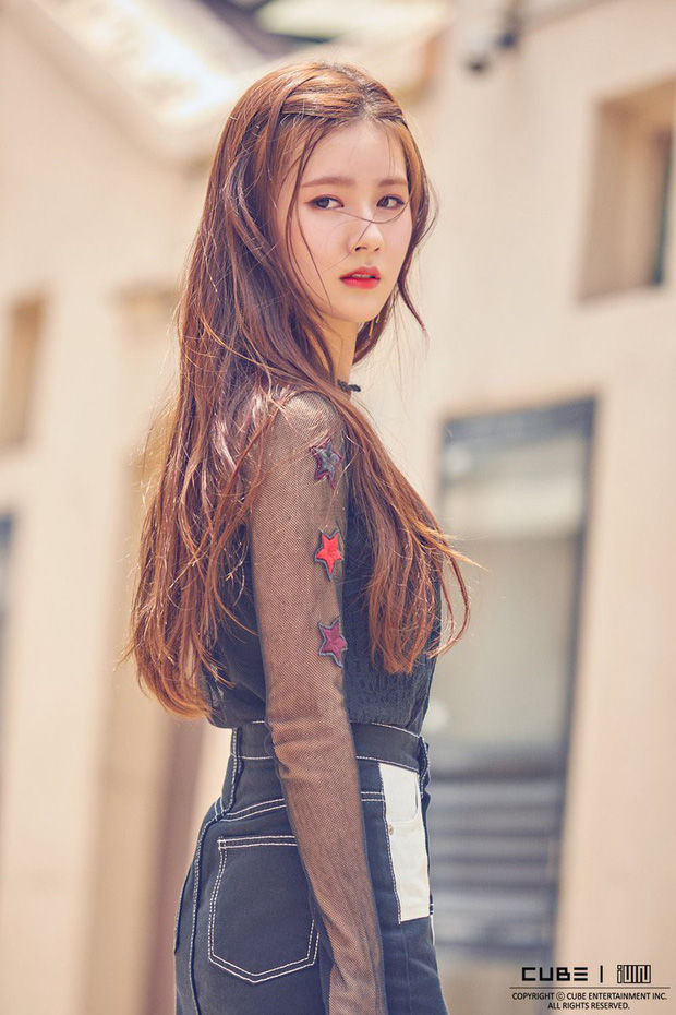Miyeon - thành viên hụt của BLACKPINK gây sốt với nhan sắc đỉnh cao