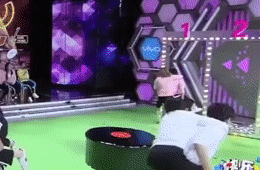 Ghi hình show thực tế: Cao Dĩ Tường đột tử, Lý Thần phải ngồi xe lăn