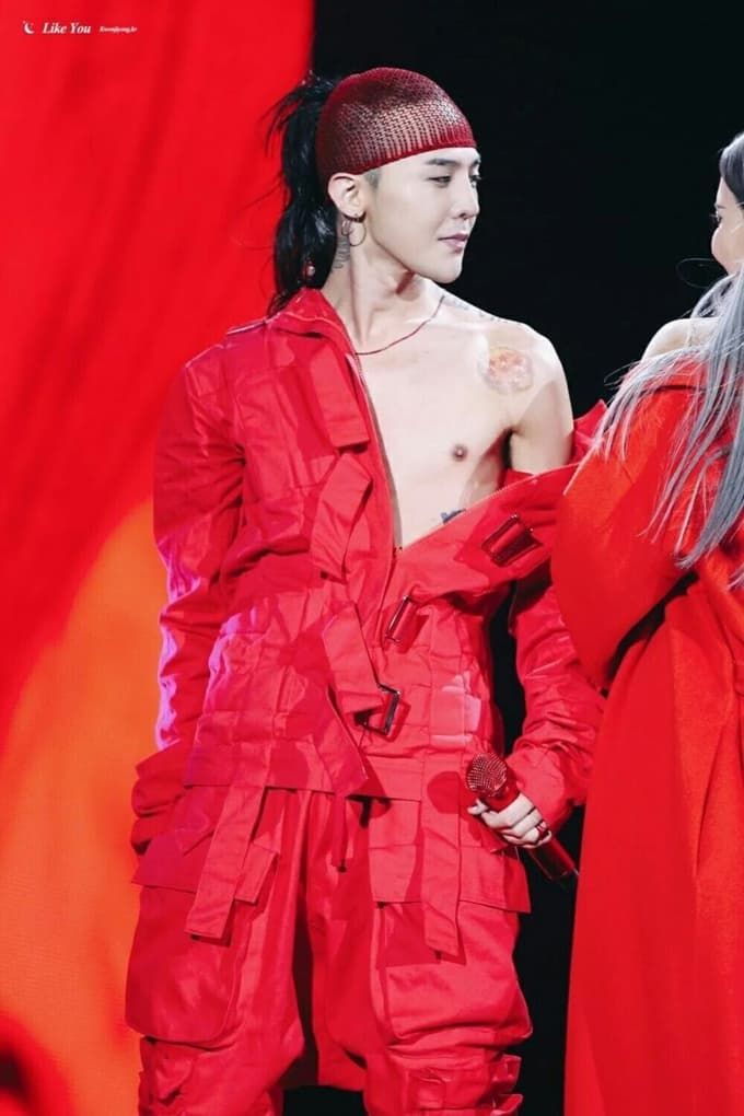 Gout thời trang của G-Dragon: Độc đáo, lạ mắt dù có khó hiểu