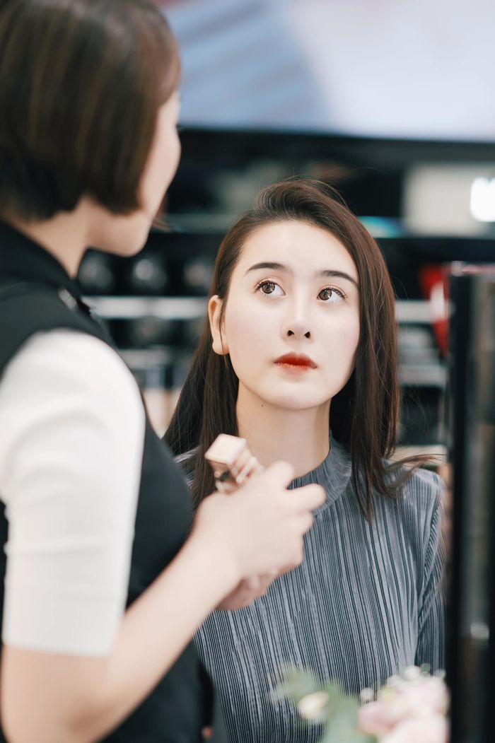 Hà Lade- Mỹ nhân sang chảnh đa phong cách nhất nhì showbiz Việt