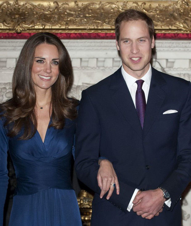 Hành động trái ngược của 2 cô con dâu Hoàng gia Anh Meghan và Kate