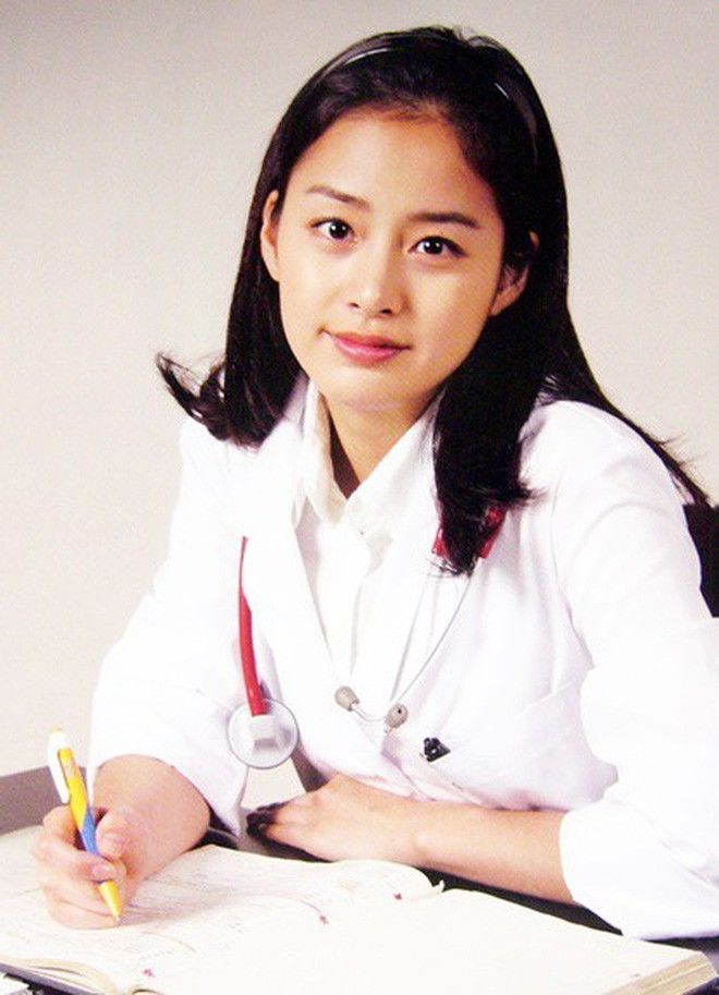 Hành trình nhan sắc của Kim Tae Hee, gần 20 năm vẫn xinh đẹp như thế