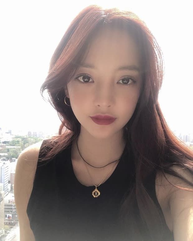 Hé lộ hình ảnh đầu tiên trong tang lễ Goo Hara, CDM bày tỏ sự đau lòng