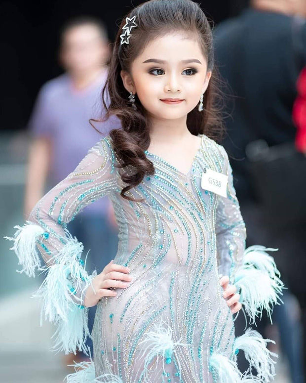 Hoa hậu nhí Thái Lan “gây bão” CĐM vì nhan sắc thần thái đỉnh cao