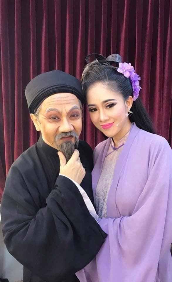 Hoàng Thùy Linh - Gil Lê tình tứ, Lệ Quyên diện cây đồ hiệu hơn 30 tỷ