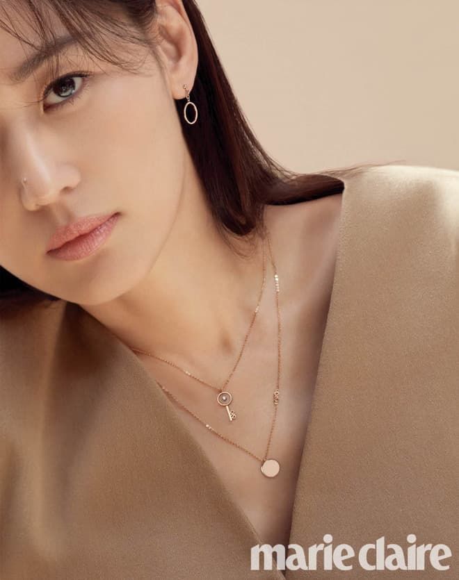 Mẹ 2 con Jeon Ji Hyun nổi bật ở sự kiện nhờ nhan sắc như gái đôi mươi