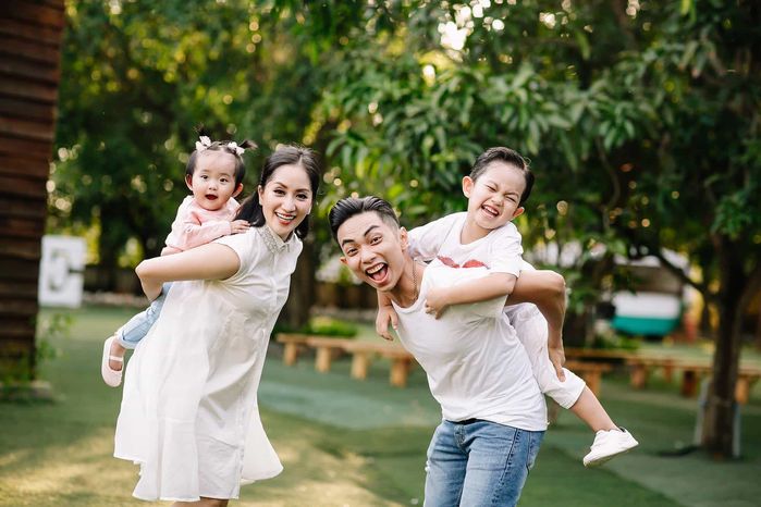 Khánh Thi: Không cần trói buộc nhau bằng một đám cưới hình thức