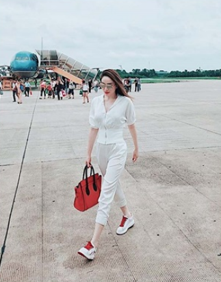Trước khi cưới đại gia, Bảo Thy cũng đã sở hữu kho đồ hiệu tiền tỷ