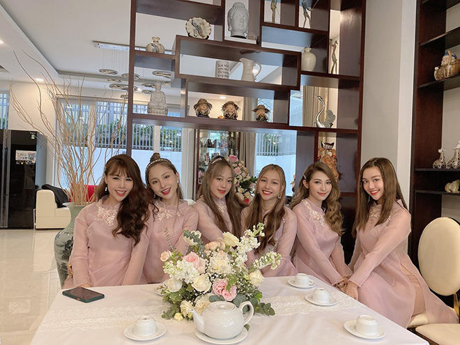 Khổng Tú Quỳnh người bạn thân trong đội hình bê tráp đám hỏi Đông Nhi