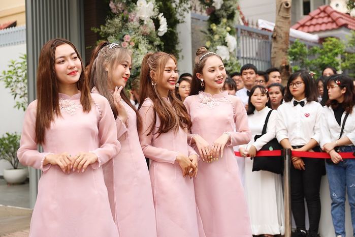 Khổng Tú Quỳnh người bạn thân trong đội hình bê tráp đám hỏi Đông Nhi