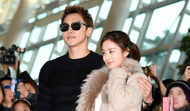 Kim Tae Hee tái xuất sau 40 ngày sinh con: Nhan sắc vô cùng rực rỡ