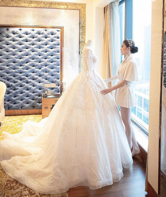Mãn nhãn với khoảnh khắc tiến vào lễ đường của cô dâu Bảo Thy