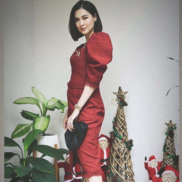 Marian Rivera nổi bật trước Giáng sinh nhưng bé Zia mới là tâm điểm