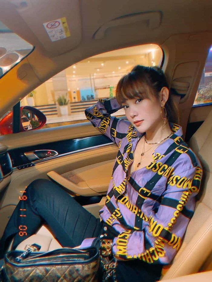 Mẹ con Ngọc Lan cover ảnh Nhi - Thắng, bộ 3 Tự Tâm nhắng nhít selfie