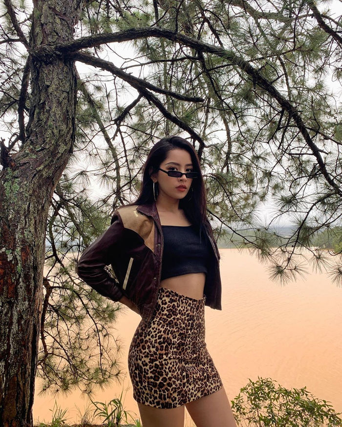 Minh Hằng, Chi Pu, Ngọc Trinh xứng danh 'nữ hoàng croptop' của Vbiz