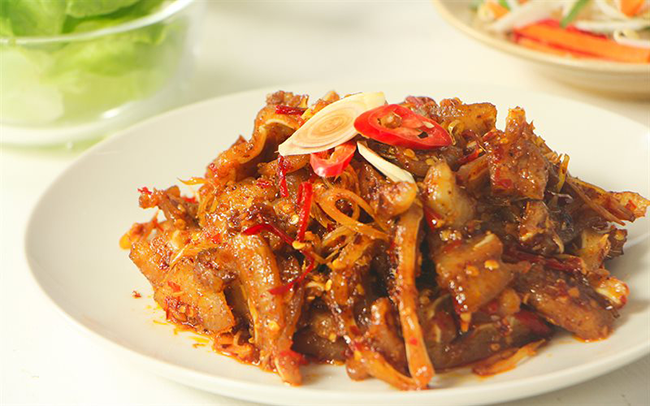 Món ngon cực dễ làm từ tai heo đãi chồng dịp cuối tuần