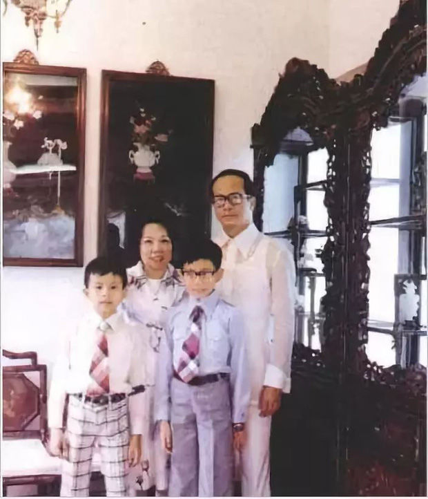 Một đời phò tá chồng, cuối cùng các bà cả này lại nhận trái đắng