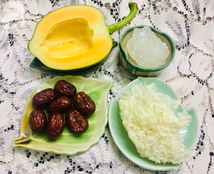 Muốn đẹp da, vòng 1 đầy đặn hãy thử món đu đủ tiềm táo tàu nấm tuyết