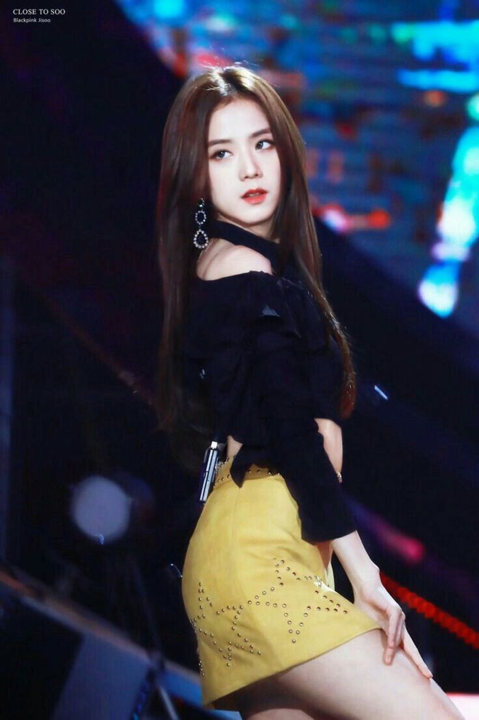 Mỹ nhân Kpop đọ thần thái xinh đẹp khi đeo khuyên tai