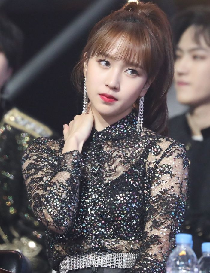 Mỹ nhân Kpop đọ thần thái xinh đẹp khi đeo khuyên tai