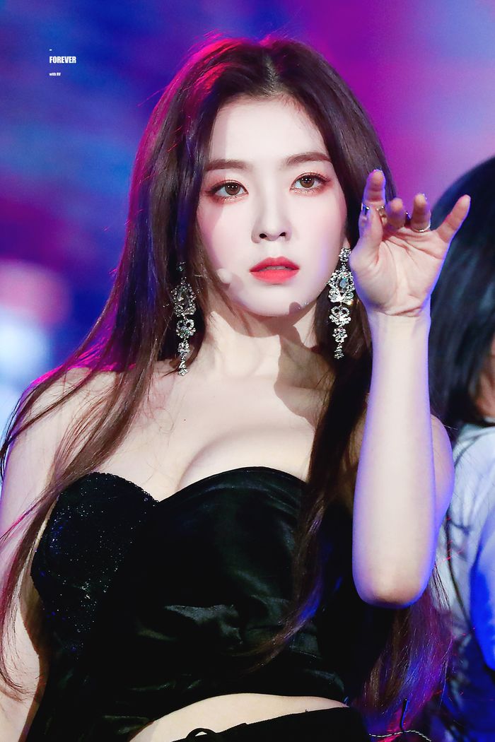 Mỹ nhân Kpop đọ thần thái xinh đẹp khi đeo khuyên tai