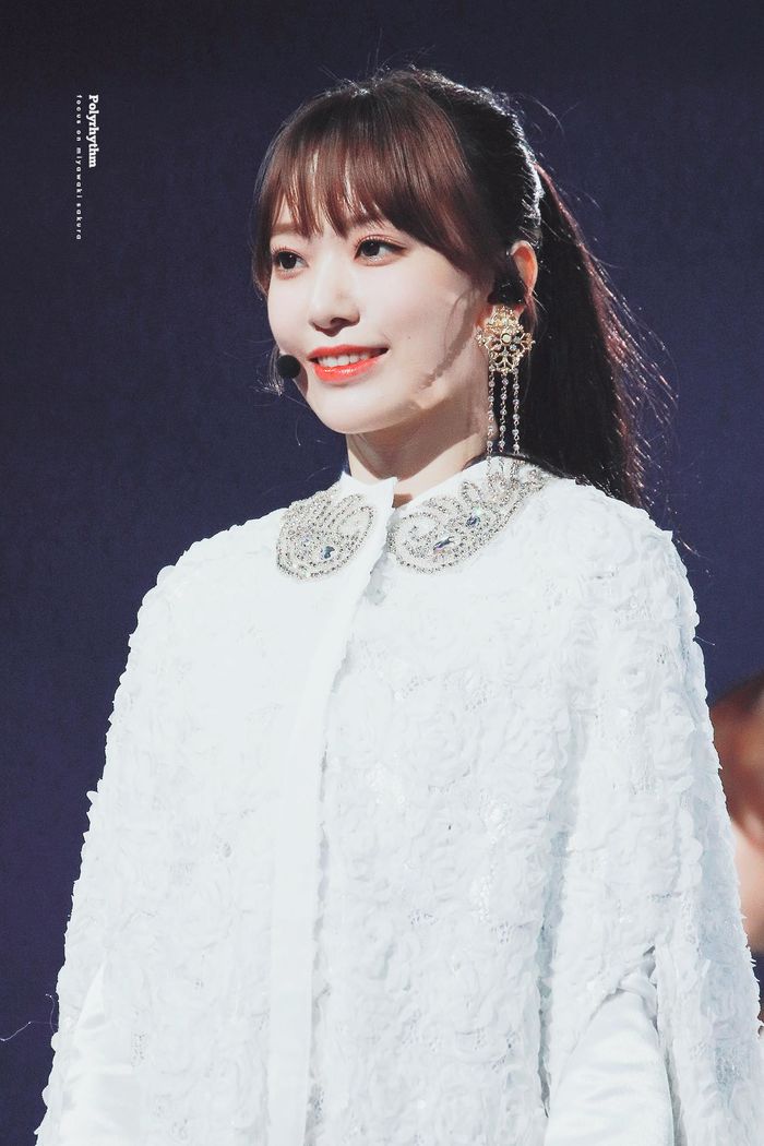 Mỹ nhân Kpop đọ thần thái xinh đẹp khi đeo khuyên tai
