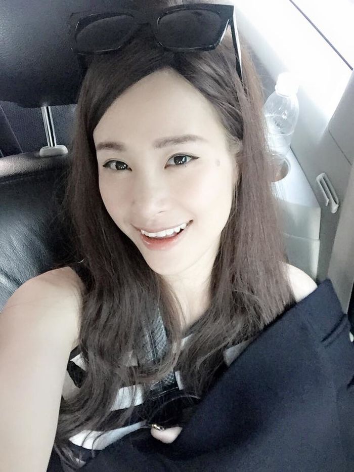 Mỹ nhân Việt để mặt mộc ở sân bay: Lan Ngọc, Bảo Anh vẫn đẹp xuất sắc