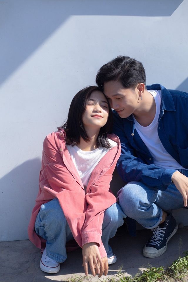 Nên hay không việc đánh mất chính mình chỉ để đi lấy lòng người khác