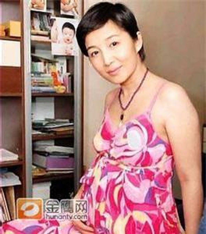 Ngô Ỷ Lợi - Nàng hậu từ tất cả chỉ vì Thành Long