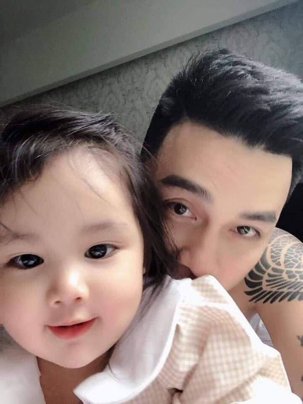 Nhóm nhạc Weboys sau 14 năm: Dương Ngọc Đàm gà trống nuôi con