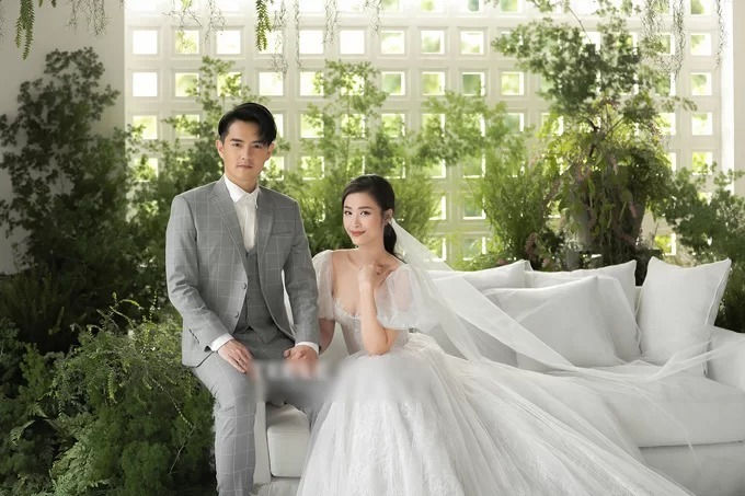 Những đám cưới của các cặp đôi đình đám diễn ra trong tháng 11