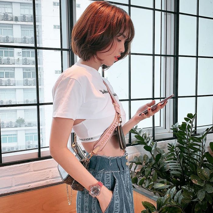 Những lần sao Hàn và sao Việt diện croptop ngắn cũn, khéo khoe eo thon