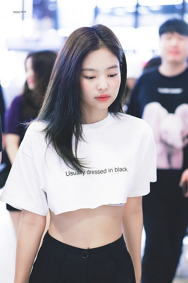 Những lần sao Hàn và sao Việt diện croptop ngắn cũn, khéo khoe eo thon