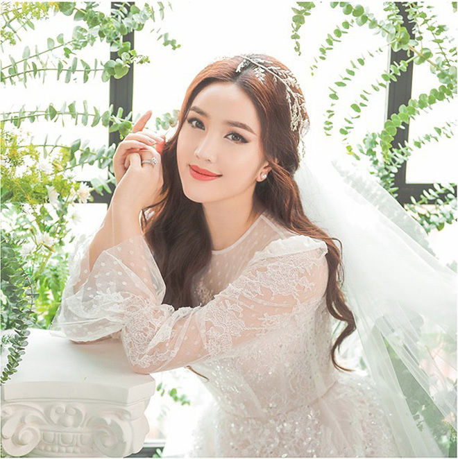 Những người đẹp Vbiz chứng minh cưới chồng nhiều tuổi là sướng nhất