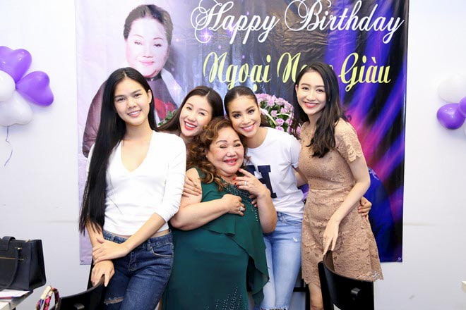 NSND Ngọc Giàu: Điêu Thuyền bản Việt từng làm chủ hôn cho Hoài Linh