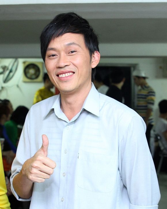NSƯT Hoài Linh vẫn tiếp tục đi diễn, khi “hết thời” sẽ thông báo nghỉ