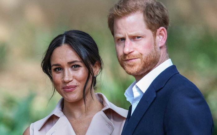 Nữ hoàng Anh chi 2,5 tỷ tuyển người kiểm soát sự hoang phí của Meghan