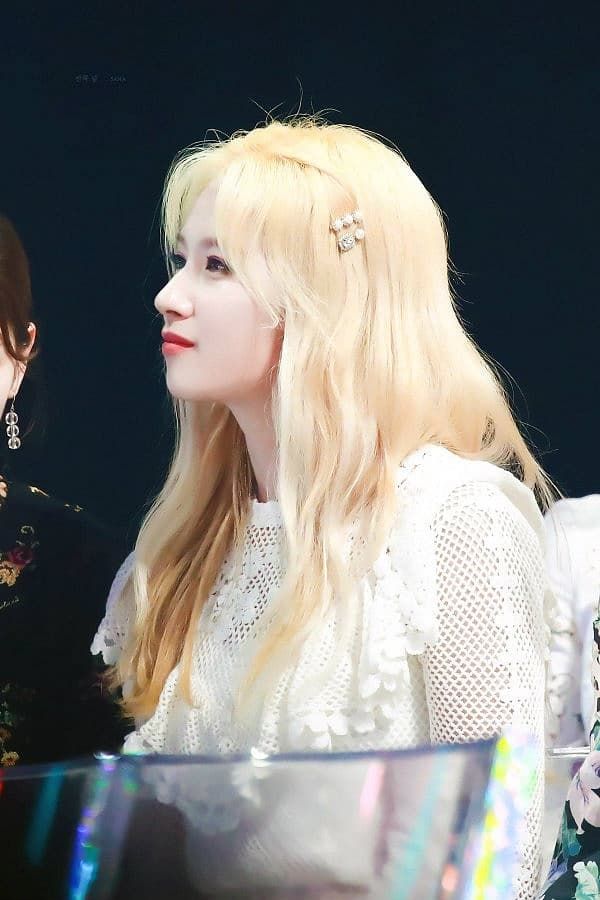 Nữ idol sở hữu mái tóc vàng “đỉnh” nhất: Rosé số 2 thì không ai số 1