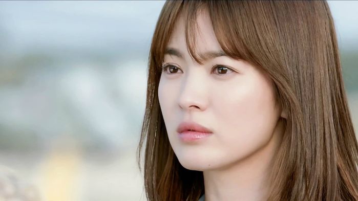Sao Hàn tô son màu nude: Jennie, Rosé ai mới là người đẹp xuất sắc?