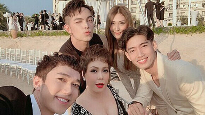 Sau 2 năm vắng bóng ở các đám cưới sao, Việt Hương bỗng tái xuất