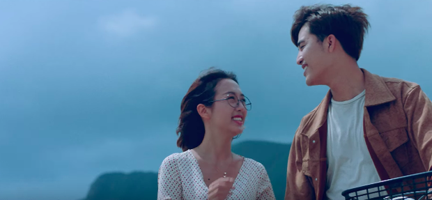 Hoàng Tôn gây ấn tượng khi ra sản phẩm mới dành tặng fan