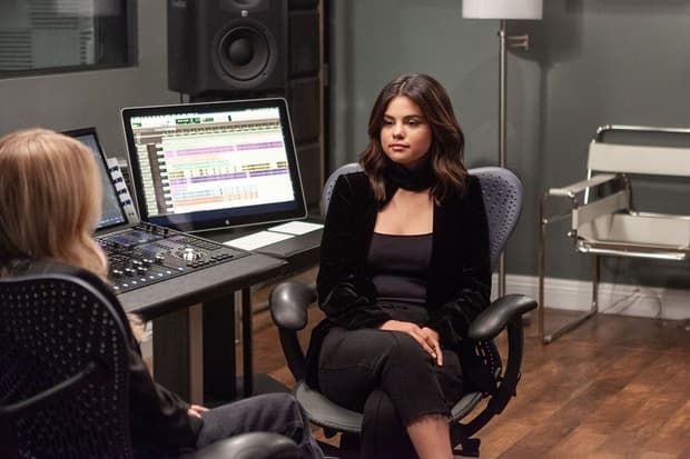 Selena Gomez thừa nhận bối rối khi đọc bình luận từ dân mạng